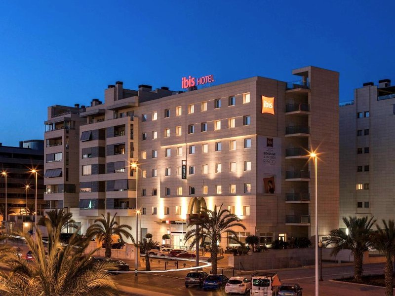 イビス エルチェ (ibis Elche)の写真