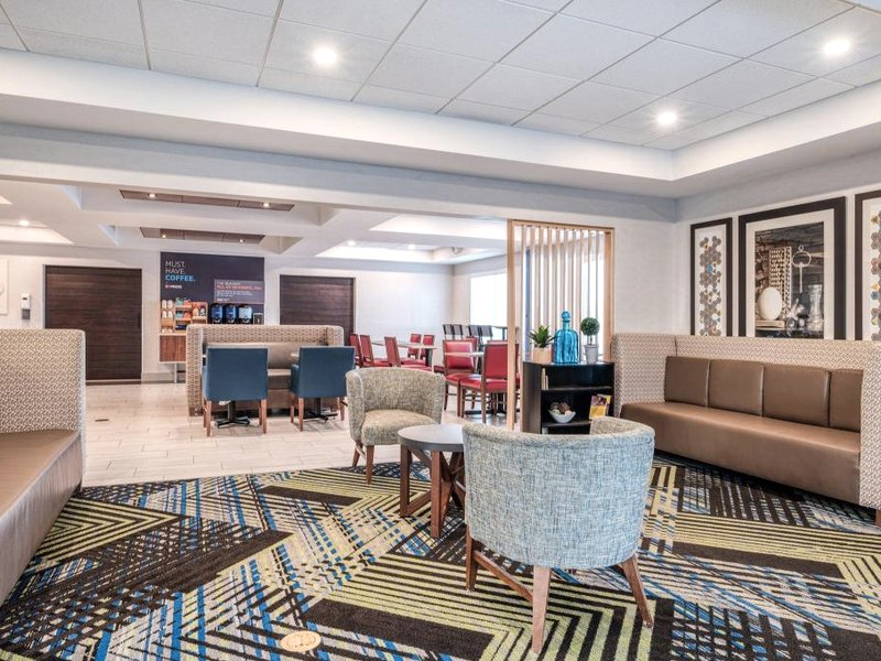 Holiday Inn Express & Suites Vandalia By IHGの写真