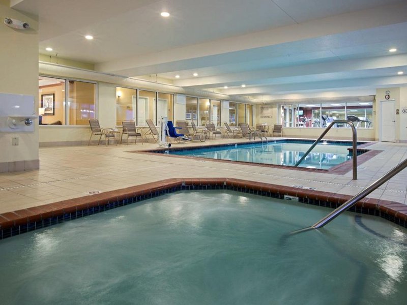 Holiday Inn Express & Suites Vandalia By IHGの写真