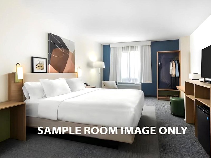 Spark by Hilton Lockportの写真