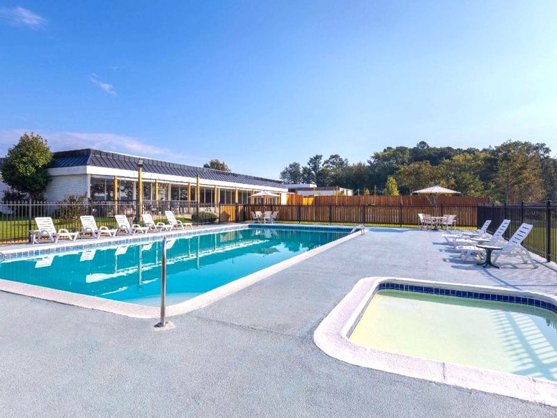 Super 8 by Wyndham Riverside ALの写真