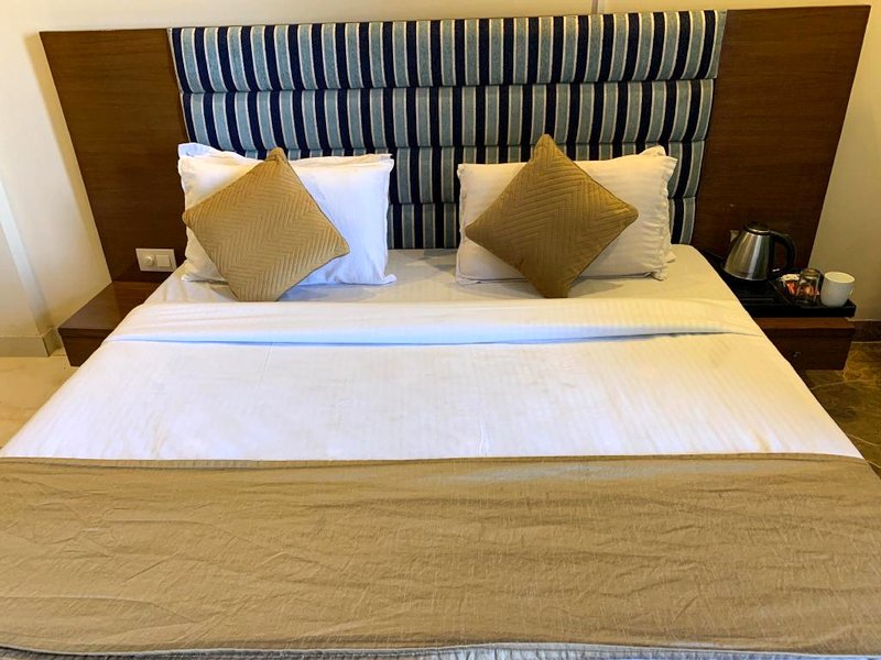 ［パルティ］ヴィラ（m²）｜ 8ベッドルーム／7バスルーム (PINE PEAK KASAULI)の写真