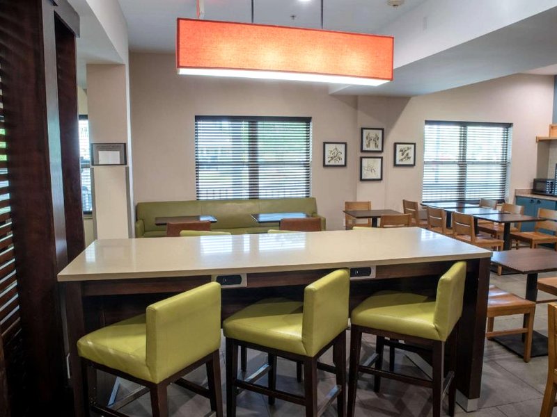 カントリー イン&スイーツ バイ ラディソン ウイルミントン NC (Country Inn & Suites by Radisson, Wilmington, NC)の写真