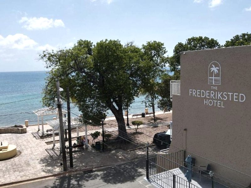 The Frederiksted Hotelの写真