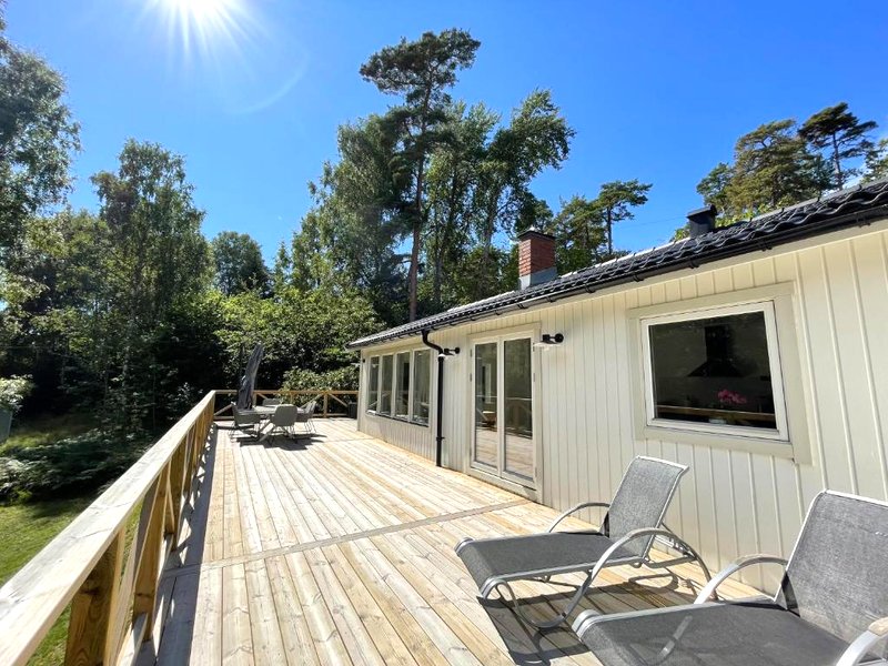 Stockholm archipelago with pool, boat and bikesの写真