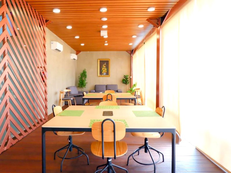 スイス ベルエクスプレス シレゴン (Swiss-Belexpress Cilegon)の写真