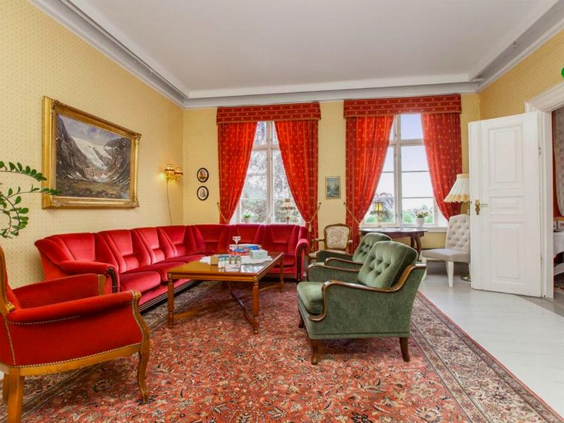 フィヨルズロッテット ホテル (Fjordslottet Hotel)の写真