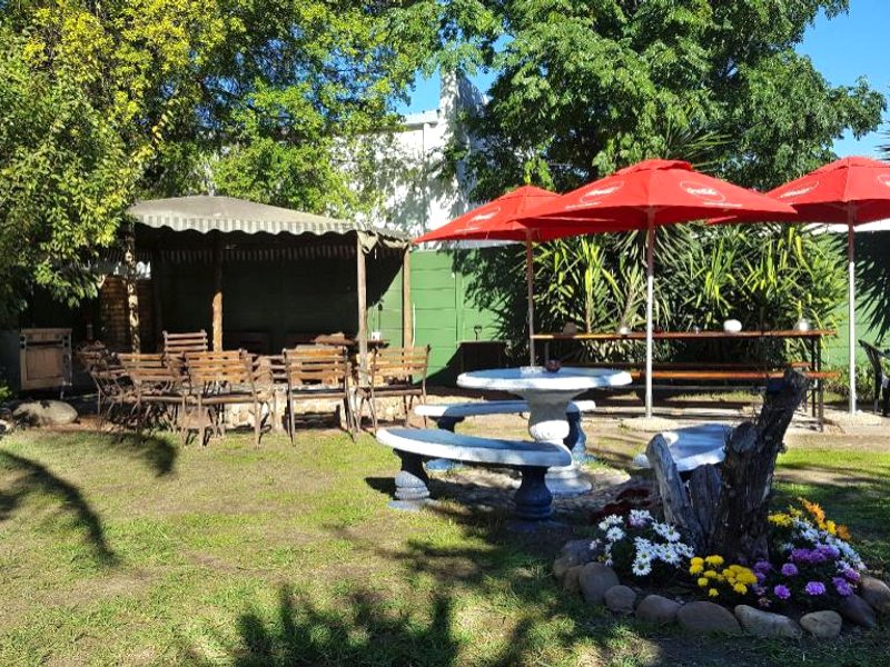 スチューブ イン バックパッカーズ ロッジ (Stumble Inn Backpackers Lodge)の写真