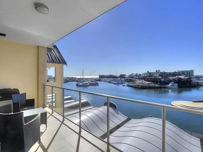 Dolphin Quay Apartments.の写真