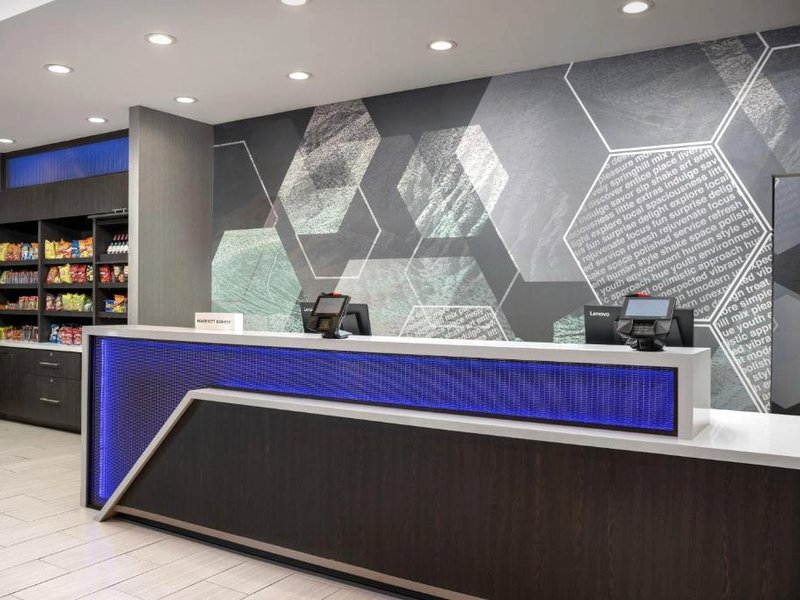 SpringHill Suites Birmingham Gardendaleの写真