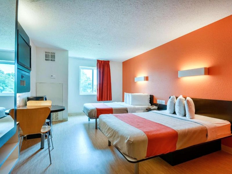 Motel 6 Biloxi, MS - Beachの写真