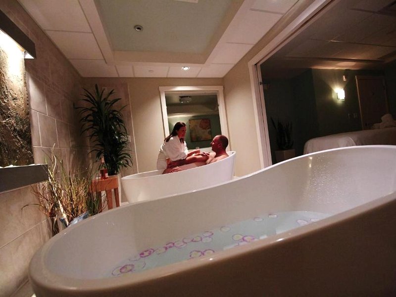 レイク ローン リゾート (Lake Lawn Resort)の写真