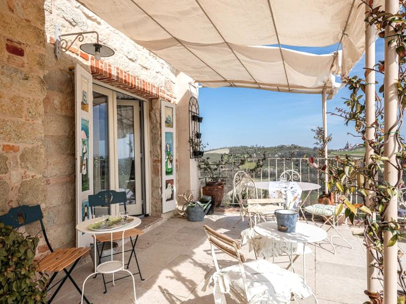 Le libellule relaisの写真