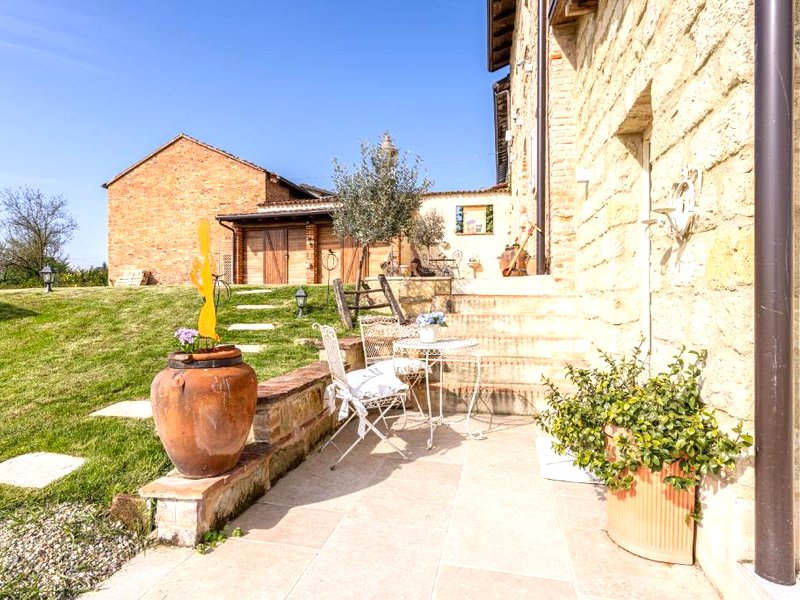 Le libellule relaisの写真