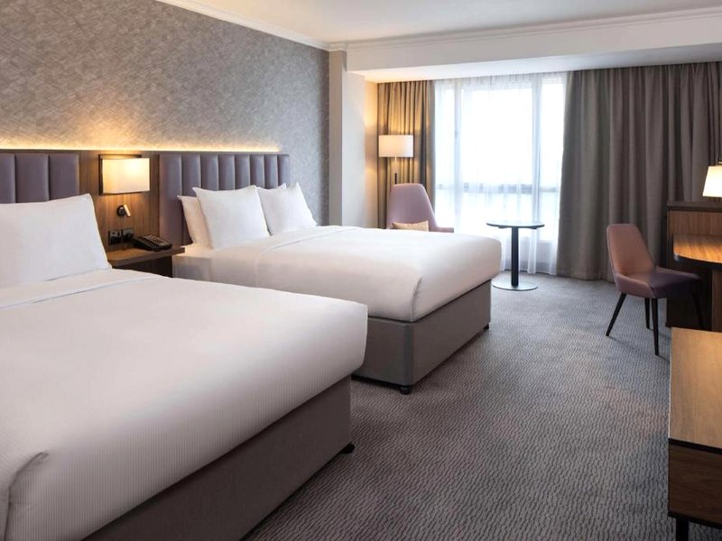 Doubletree by Hilton Dartford Bridgeの写真