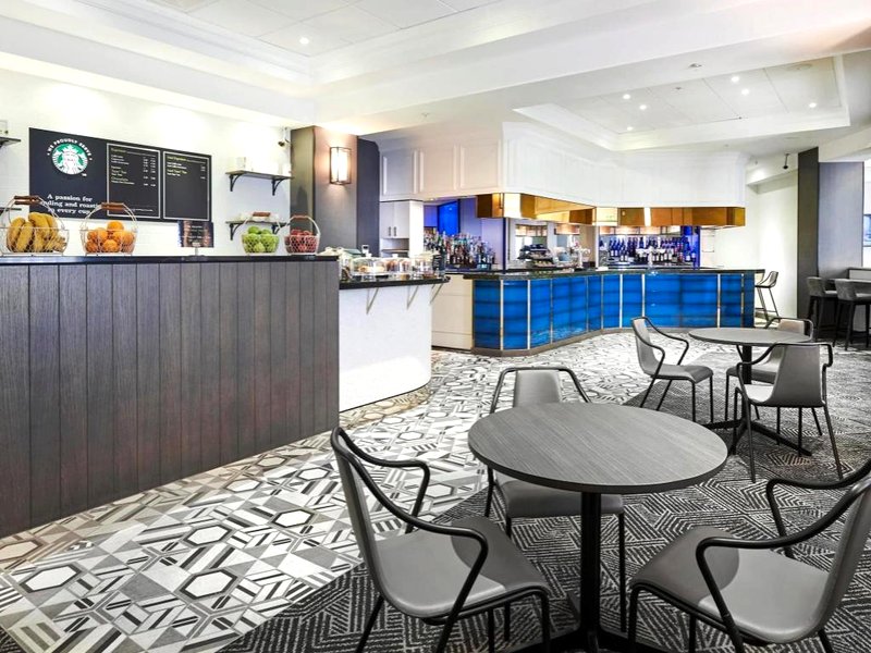 Doubletree by Hilton Dartford Bridgeの写真