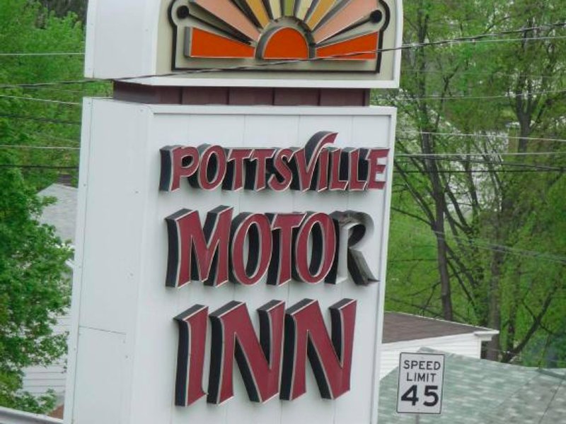 ポッツビル モーター イン (Pottsville Motor Inn)の写真