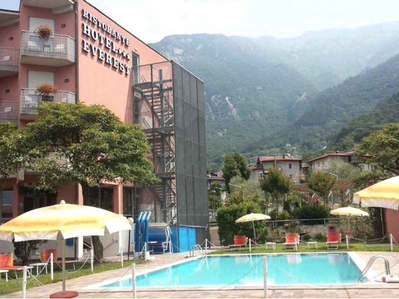 Hotel Everest Arcoの写真