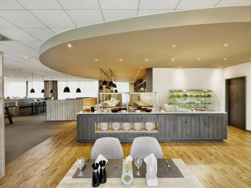 H プラス ホテル ケルン ブリュール (H+ Hotel Koln Bruhl)の写真
