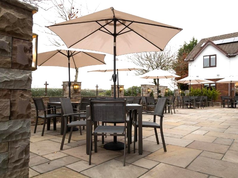 Rufford Arms Hotelの写真