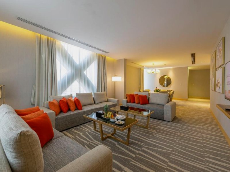 ラマダ バイ ウィンダム アル カシム (Ramada by Wyndham Al Qassim)の写真