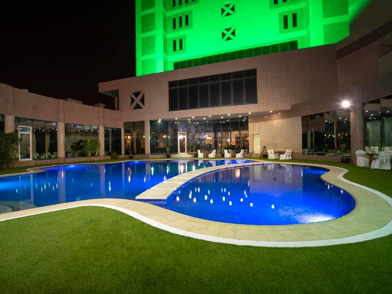 ラマダ バイ ウィンダム アル カシム (Ramada by Wyndham Al Qassim)の写真