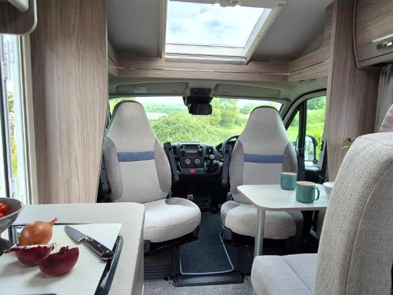 High Eals Farmhouse Motorhomeの写真