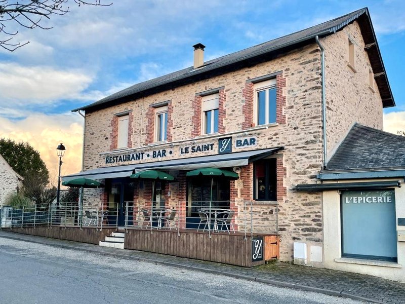 Hôtel Saint-Roch, Saint-Ybard (Hotel Saint-Roch, Saint-Ybard)の写真