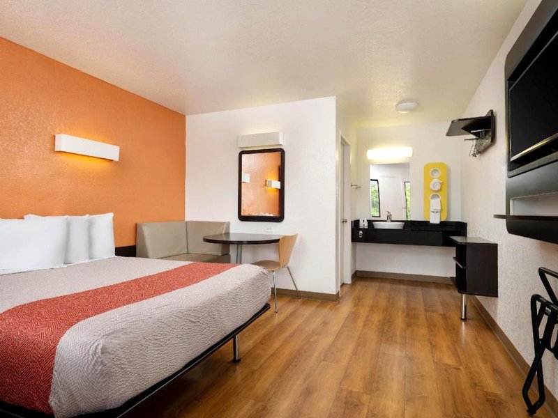 Motel 6 Camarillo, CAの写真