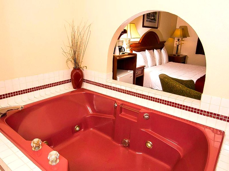 ビレッジ イン & スイーツ メリーズヴィル (Village Inn & Suites Marysville)の写真