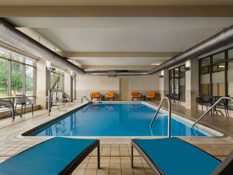 Hampton Inn & Suites Pittsburgh/Waterfront-West Homesteadの写真