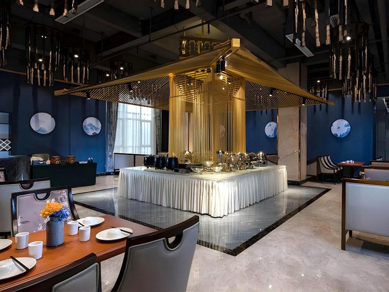 Vienna Hotel Guizhou Xingyi Wanfenglin High-Speed Railway Airportの写真