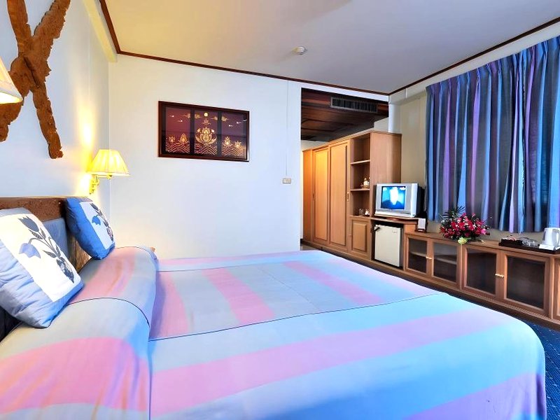 メヨム パレス ホテル (Maeyom Palace Hotel)の写真