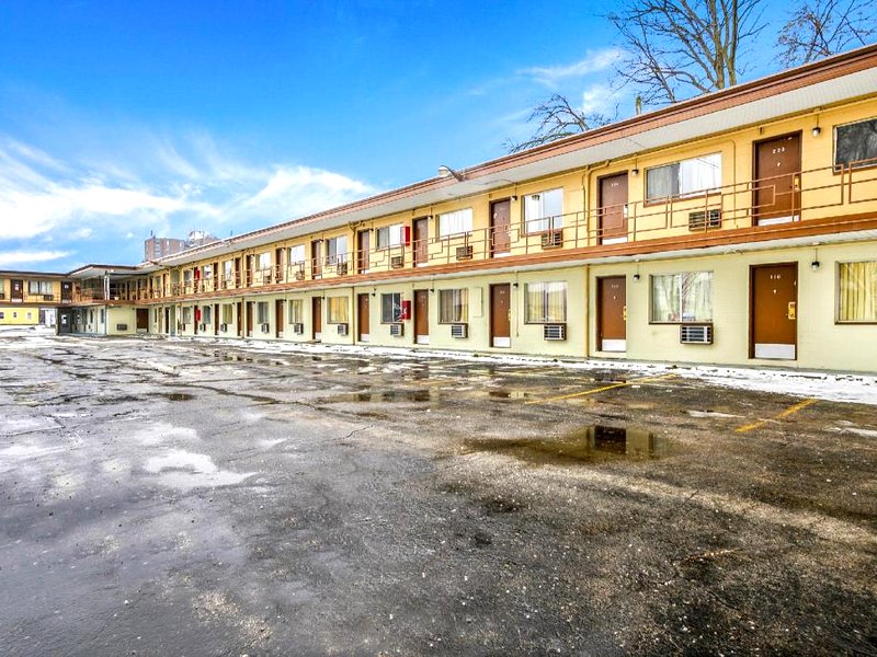 OYO Hotel Downtown Peoria I-74の写真