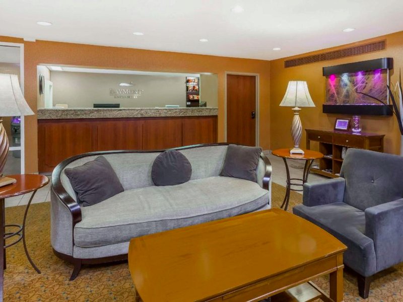 ベイモント バイ ウィンダム ピオリア (Baymont by Wyndham Peoria)の写真