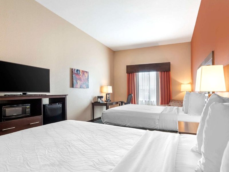 Best Western Plus Longhorn Inn & Suitesの写真
