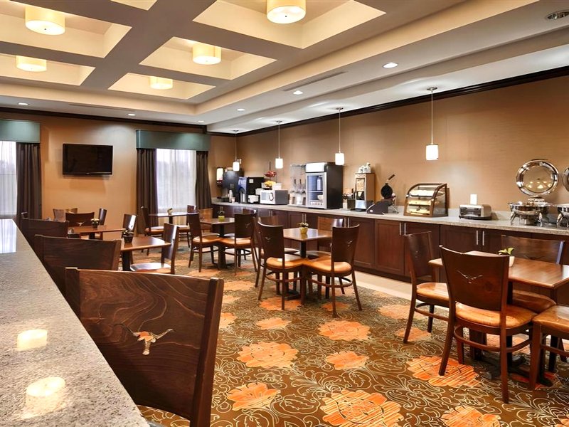 Best Western Plus Longhorn Inn & Suitesの写真