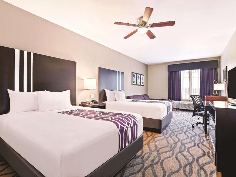 La Quinta Inn & Suites by Wyndham Lulingの写真
