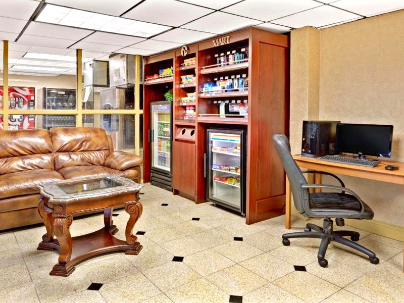 ラマダ バイ ウィンダム ボルチモア ウェスト (Ramada by Wyndham Baltimore West)の写真