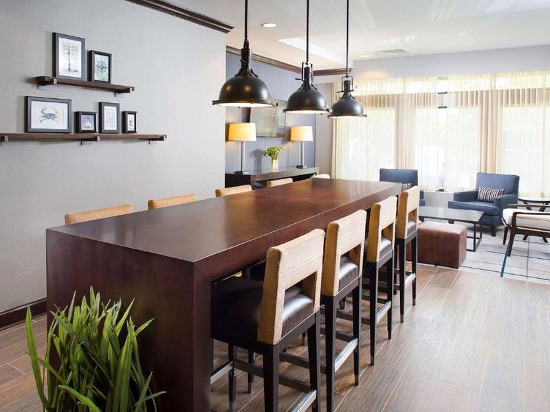 ダブルツリー バイ ヒルトン ボルチモア - BWI エアポート (DoubleTree by Hilton Baltimore - BWI Airport)の写真