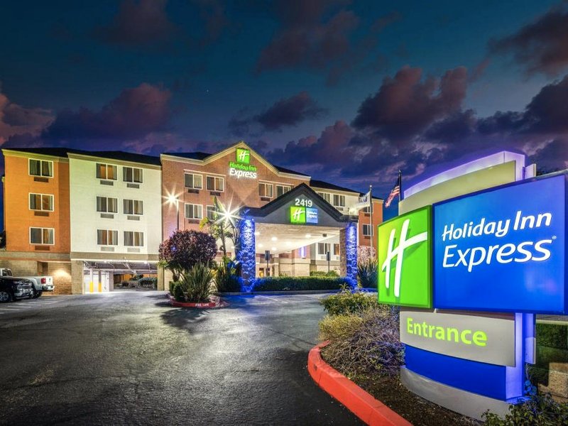 Holiday Inn Express Castro Valley By IHGの写真