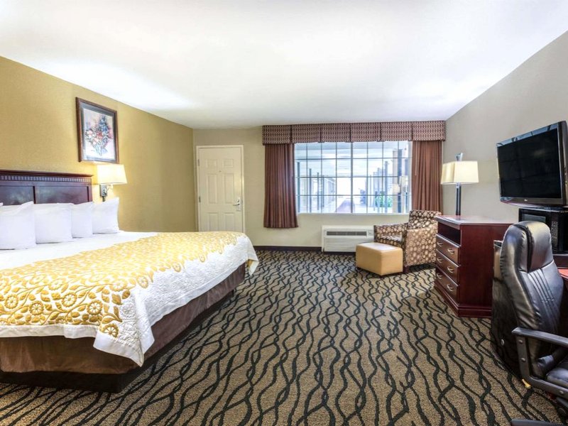 デイズ イン バイ ウィンダム リースヴィル (Days Inn by Wyndham Leesville)の写真