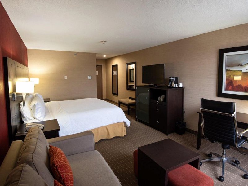 Holiday Inn Express Hotel & Suites Chatham South By IHGの写真
