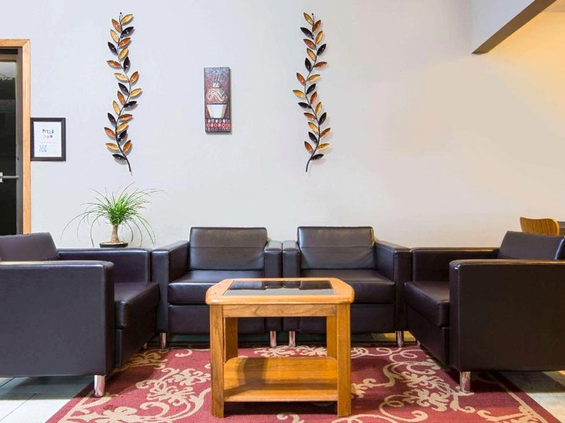 Super 8 By Wyndham Pellaの写真