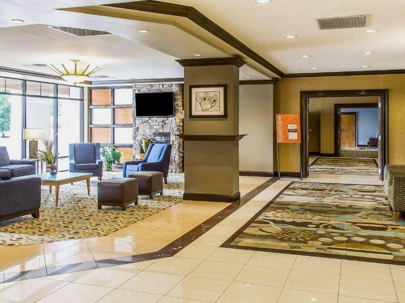 コンフォート イン ＆ スイーツ メリデン イースト (Comfort Inn & Suites Meriden East)の写真