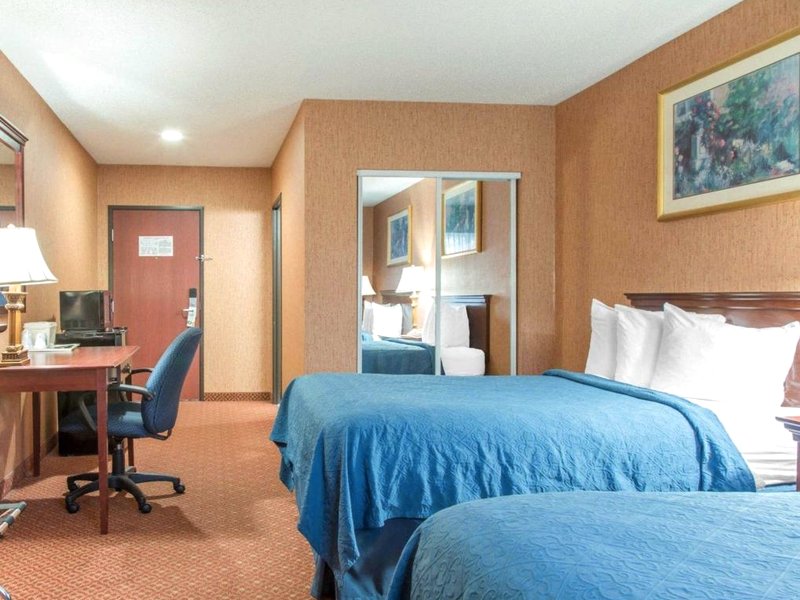 クオリティ イン&スイーツ  (Quality Inn & Suites)の写真