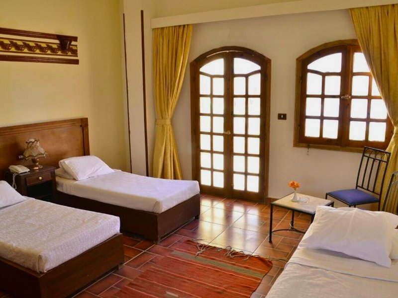 Dolphin Hotel Safagaの写真