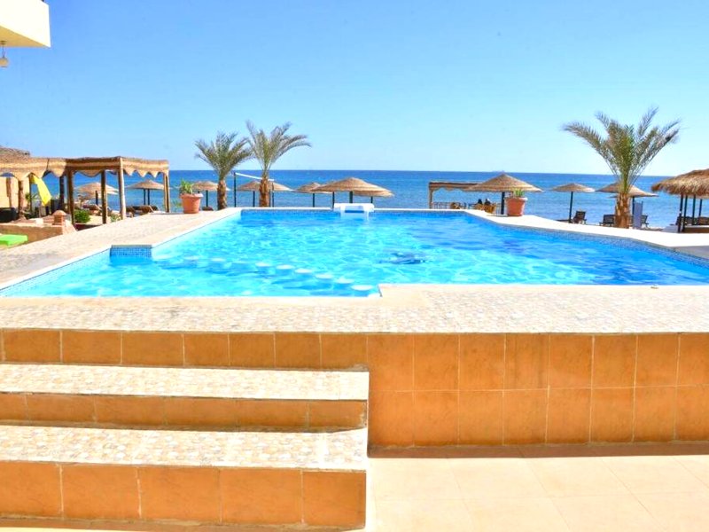 Dolphin Hotel Safagaの写真