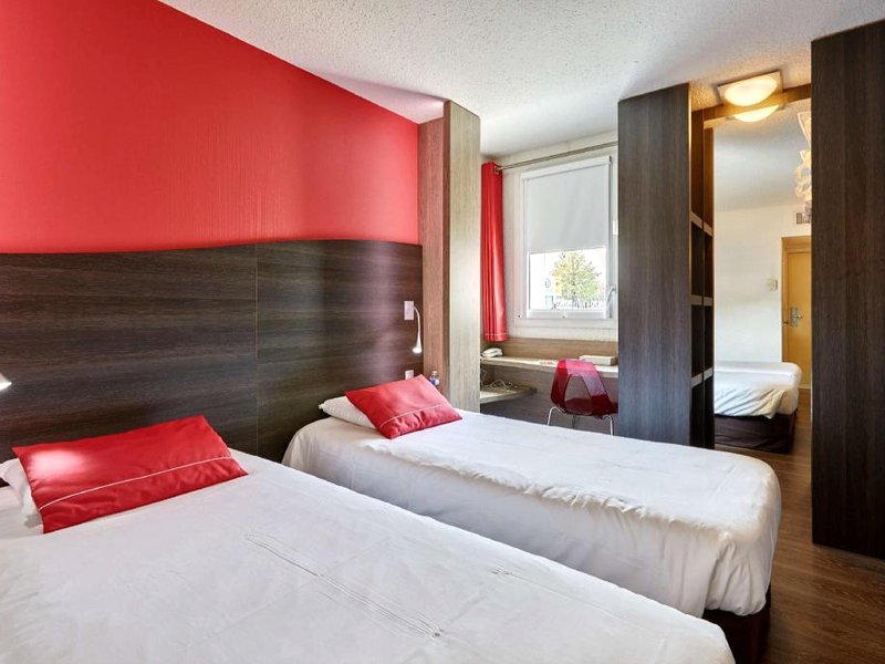 Hotel Kyriad La Roche Sur Yonの写真