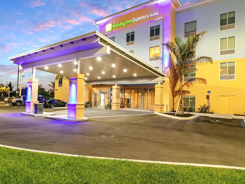 Holiday Inn Express And Suites Nokomis Sarasota South By IHGの写真